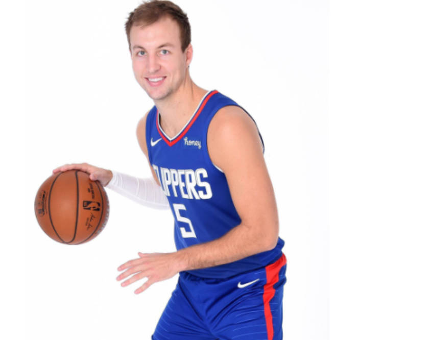 九游(中国)- 太狠了！凯恩新星惊艳表现表现惊艳马德里竞技窗口期完成体检，山东男篮状态回暖备战亚冠