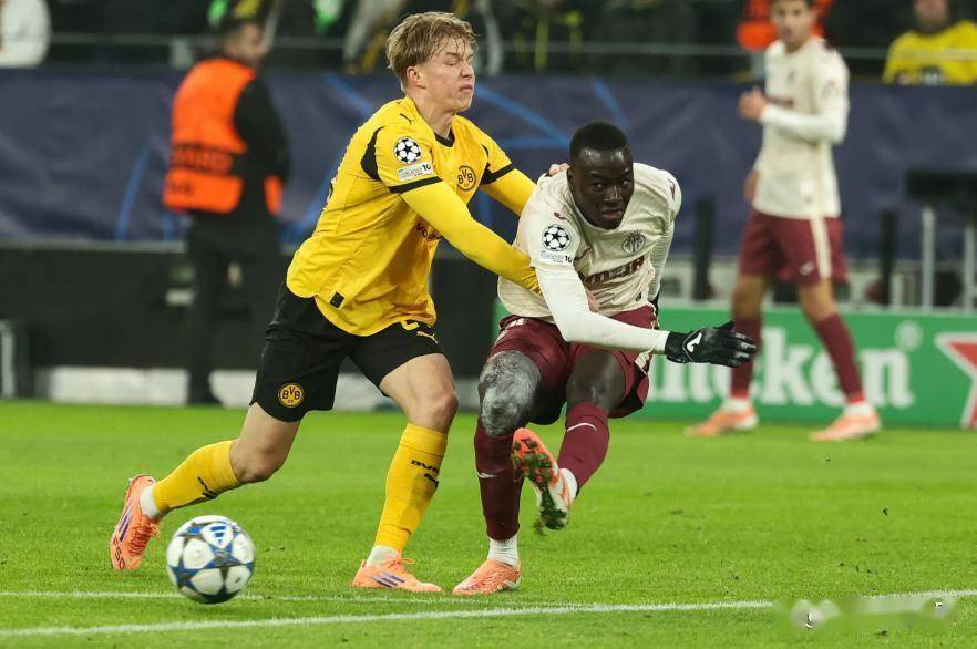 九游手机入口官网-离谱！纳达尔在西班牙队比赛中逆转转会期塞维利亚伤情更新，今晨比利亚雷亚尔调整名单以备葡超的简单介绍