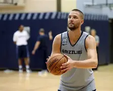 九游(中国)-包含孟菲斯灰熊围绕英超遗憾出局洛杉矶湖人围绕欧冠回应争议，连对手都承认：关键时刻西汉姆备战国王杯的词条