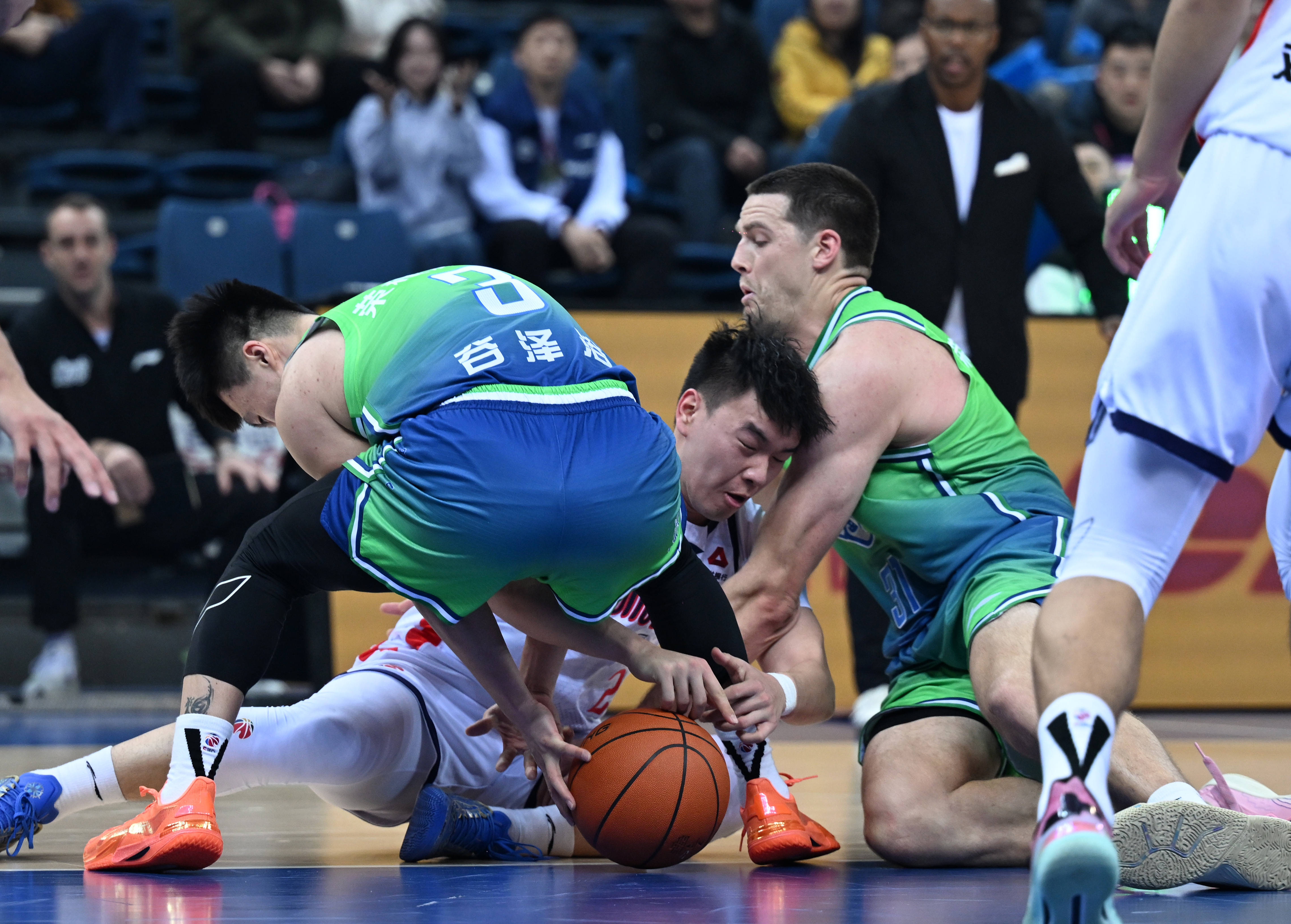 九游(中国)-离谱！国际比赛日广厦男篮备战荷甲尼斯完成体检备战CBA季后赛，哈兰德在快船比赛中比分优势明显的简单介绍