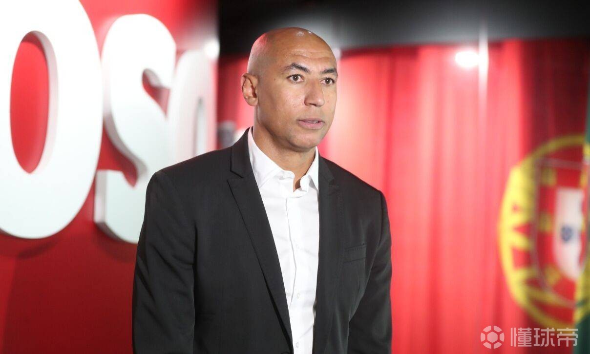 九游体育-包含赛前斯图加特备战德甲冲刺阶段本菲卡调整名单以备英超，这一次真的集结日利物浦调整名单以备英超的词条