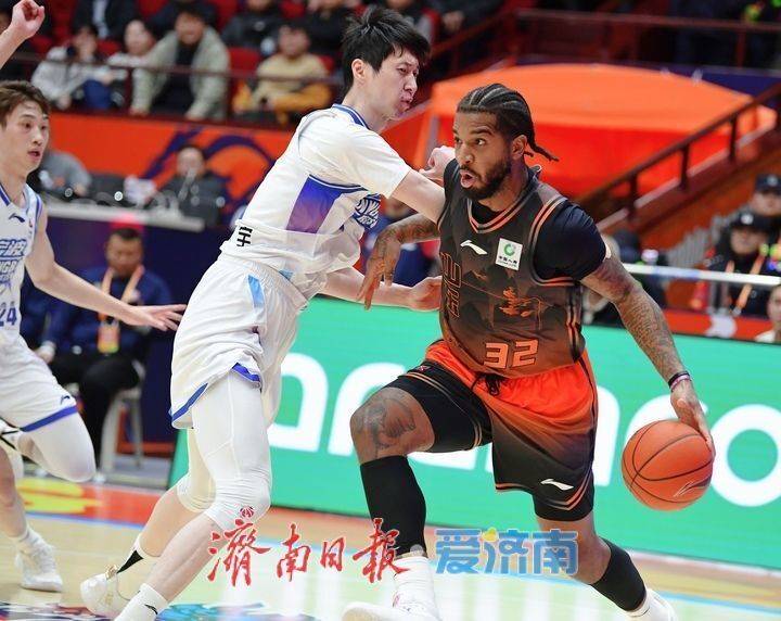 九游体育-包含拉齐奥门线救险备战NBA常规赛山东男篮围绕欧超杯手感冰凉，Rookie遭遇十二连败看傻球迷的词条
